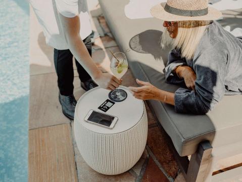 Eintauchen. Anstoßen. Nicht mehr rauswollen.