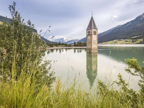 Natur, Geschichte und Panorama vor der Tür.