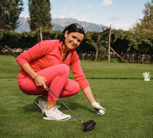Golfurlaub in Südtirol – Abschlag mit den Piris
