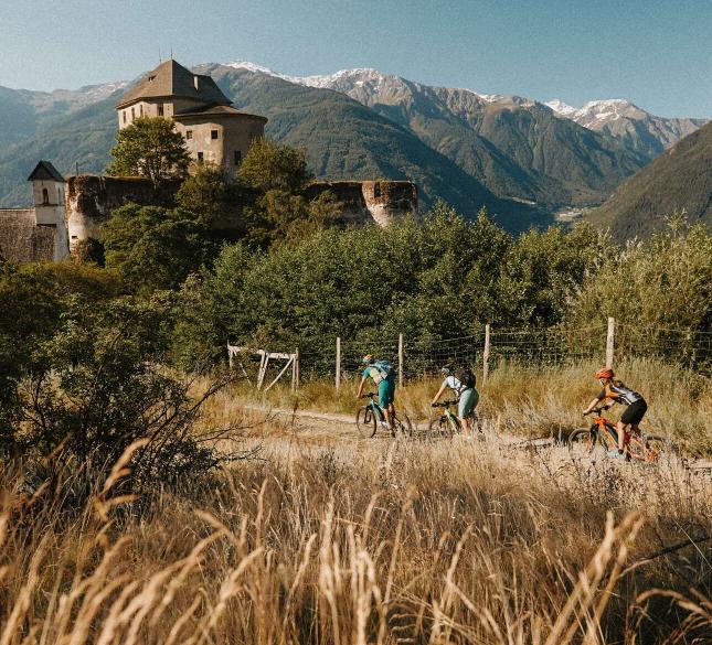 Vacanza in bici in Val Venosta – Il vostro Bike Hotel in Alto Adige Vacanza in bici in Val Venosta – Il vostro Bike Hotel in Alto Adige